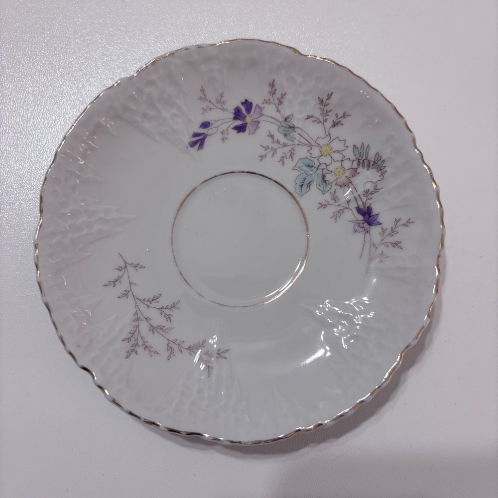 Floral Teacup and Saucer Set vintage - Picture 4 of 5